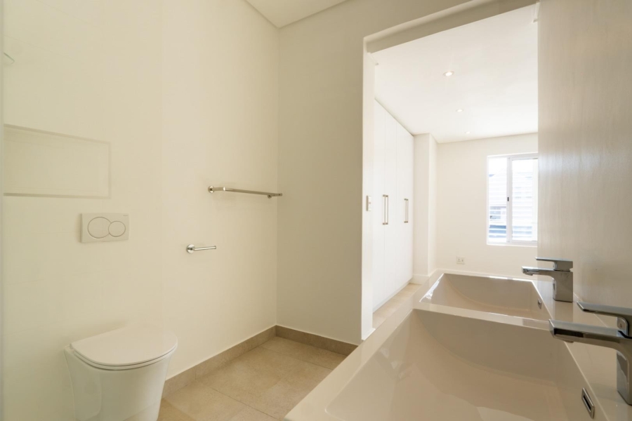 To Let 3 Bedroom Property for Rent in Voliere Estate Western Cape